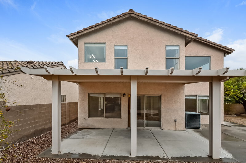 2,095/Mo, 4701 Cliff Breeze Dr North Las Vegas, NV 89081 Rear View 2