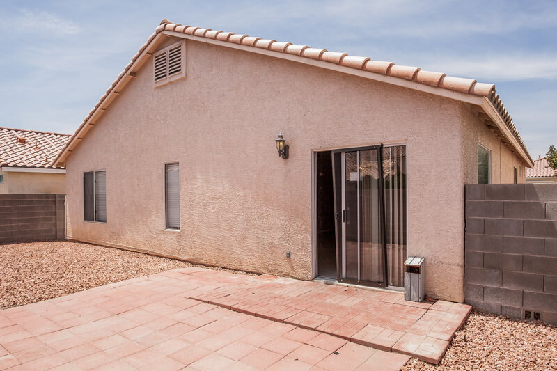 1,855/Mo, 6036 Soft Springs Ave Las Vegas, NV 89130 Rear View 2