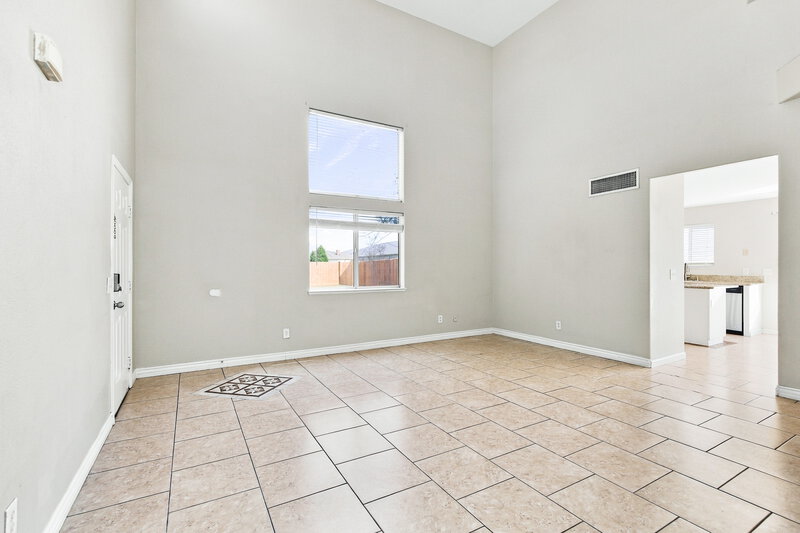 1,965/Mo, 7533 Hickory Hills Dr Las Vegas, NV 89130 Living Room View 3