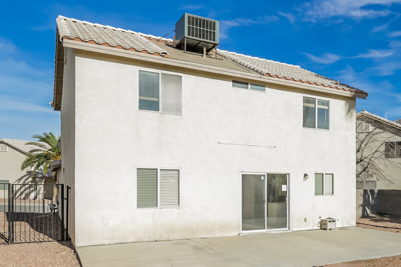 1,880/Mo, 7533 Hickory Hills Dr Las Vegas, NV 89130 Rear View