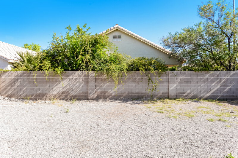 2,185/Mo, 7000 Magic Window Ave Las Vegas, NV 89130 Rear View 2