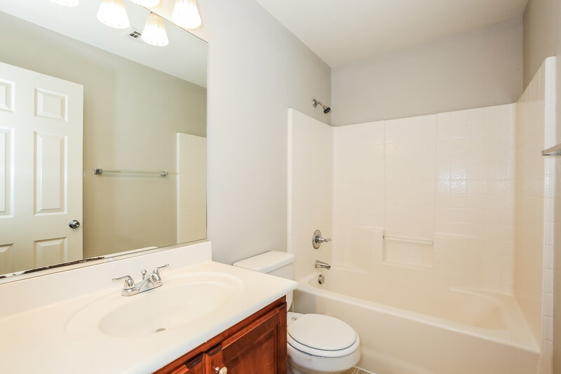 1,790/Mo, 977 Alfonso Ave Henderson, NV 89015 Main Bathroom View