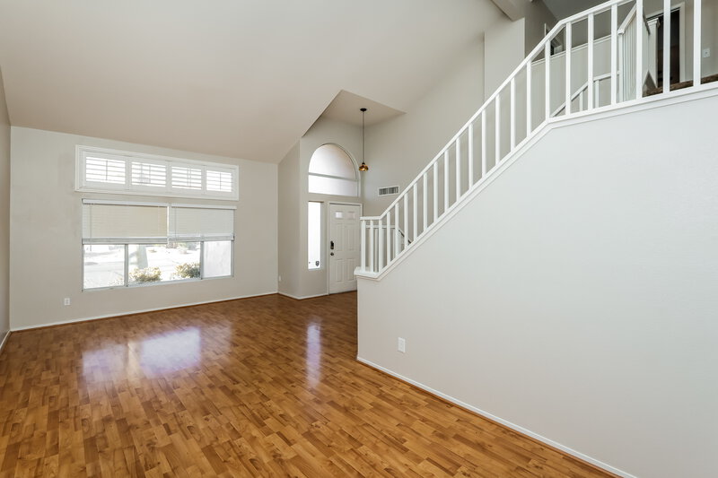 0/Mo, 5872 Trailblazer Dr North Las Vegas, NV 89031 Living Room View 2