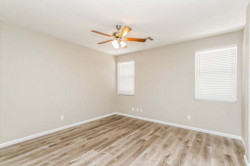2,135/Mo, 3436 Palatine Hills Avenue North Las Vegas, NV 89081 Main Bedroom View 2