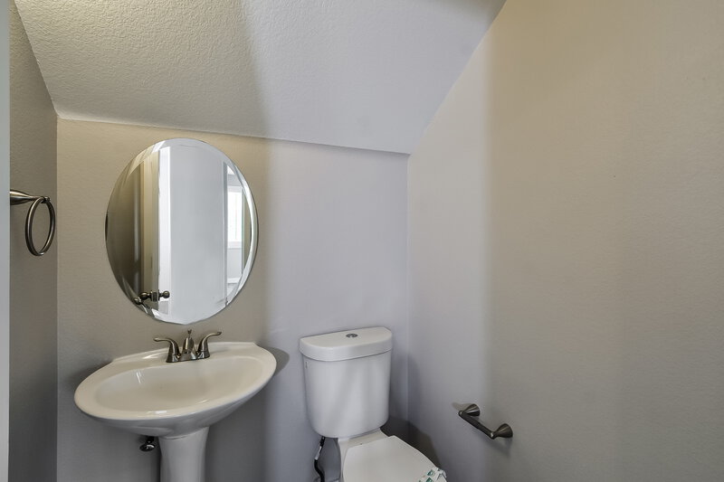 2,305/Mo, 9105 Black Slate Street Las Vegas, NV 89123 Bathroom View 2