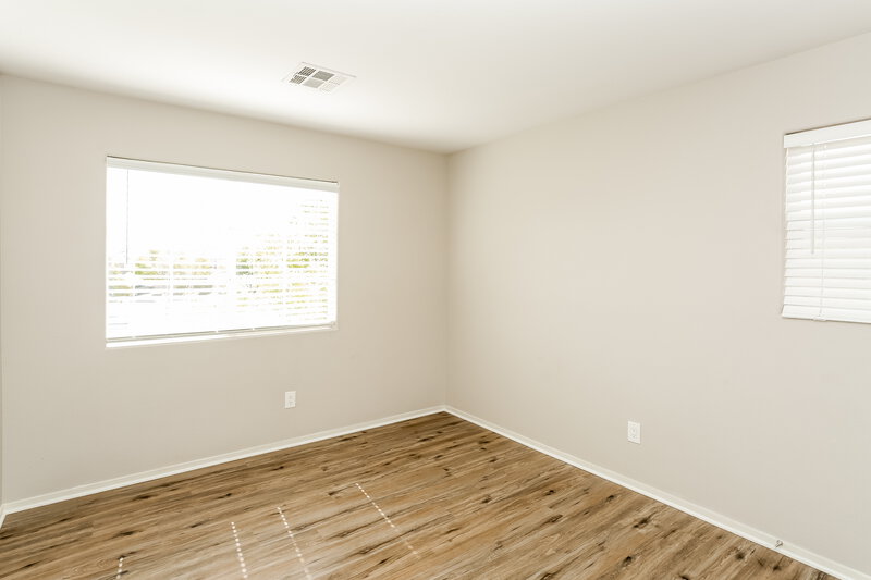 2,055/Mo, 6703 Maple Mesa St North Las Vegas, NV 89084 Bedroom View 3