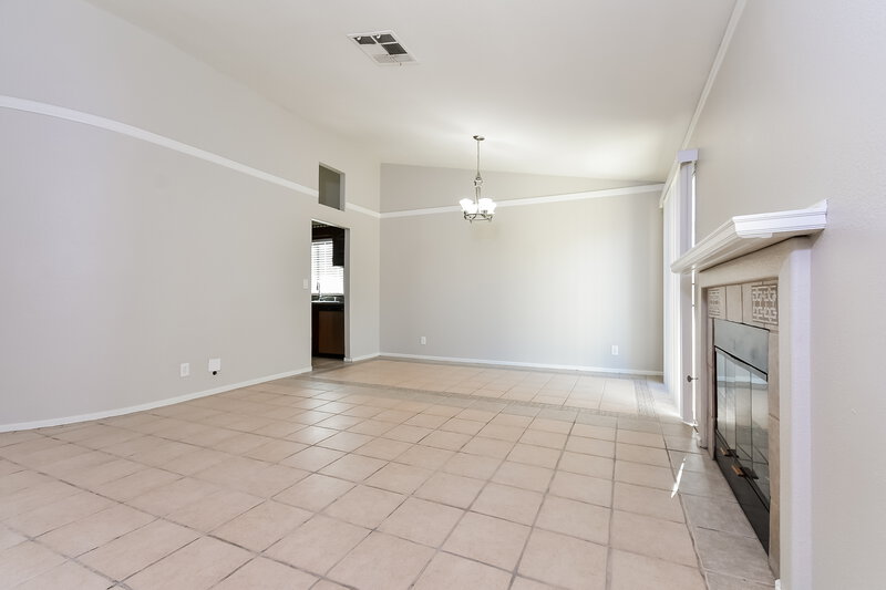 2,010/Mo, 4539 Roper Court North Las Vegas, NV 89081 Living Room View 2