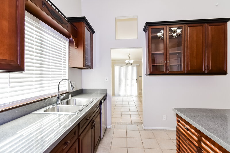 2,010/Mo, 4539 Roper Court North Las Vegas, NV 89081 Kitchen View 3