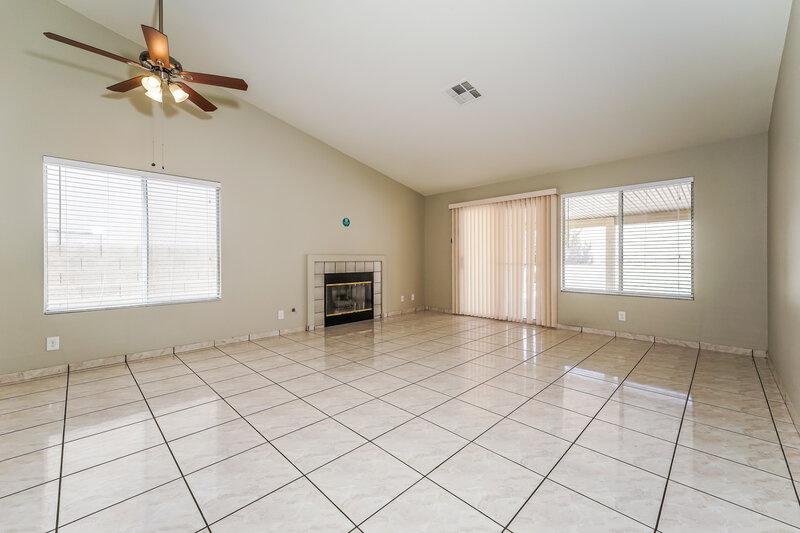 1,835/Mo, 4543 Roper Court North Las Vegas, NV 89081 Living Room View