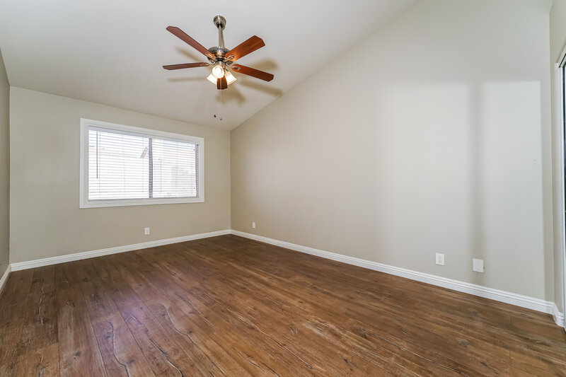 1,835/Mo, 4543 Roper Court North Las Vegas, NV 89081 Main Bedroom View