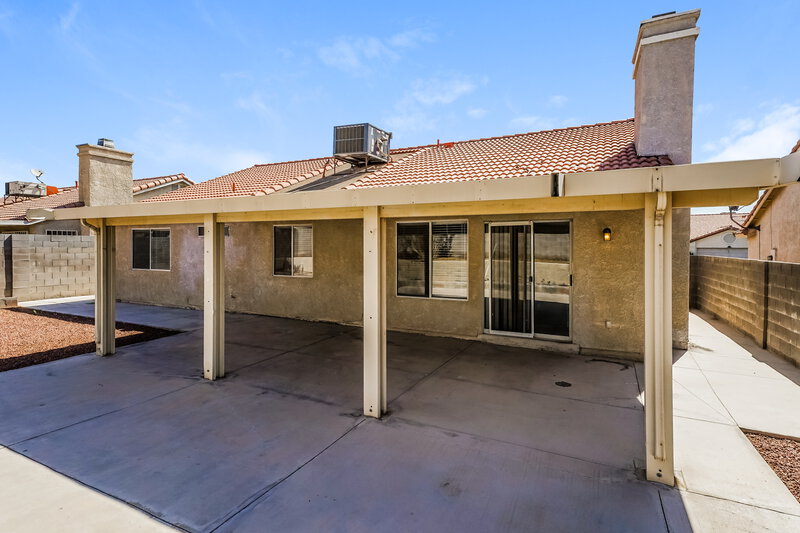 1,835/Mo, 4543 Roper Court North Las Vegas, NV 89081 Rear View