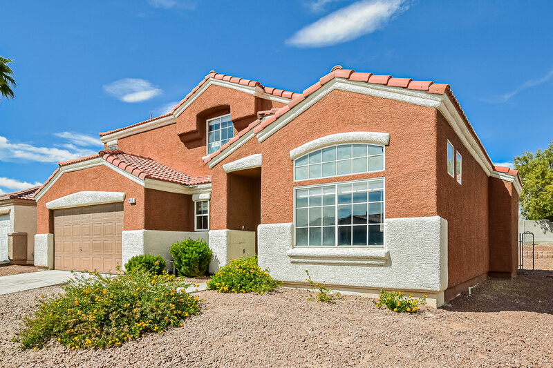 2,420/Mo, 410 Maritocca Ave North Las Vegas, NV 89031 Front View