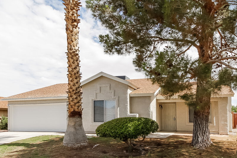2,080/Mo, 333 Quince Court Henderson, NV 89002 External View
