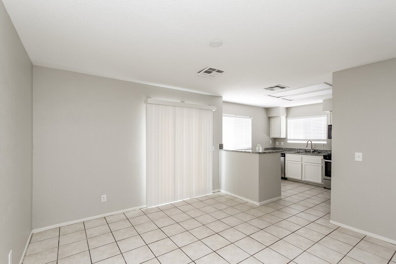 2,080/Mo, 333 Quince Court Henderson, NV 89002 Dining Room View
