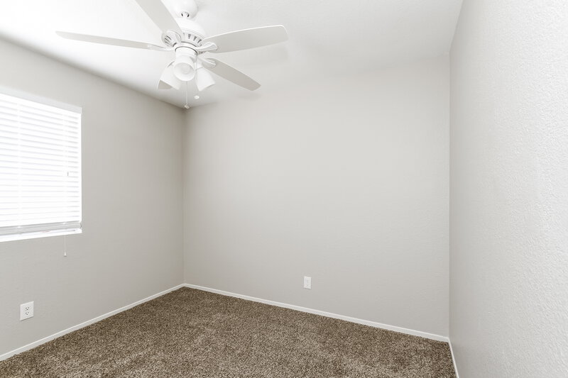 2,080/Mo, 333 Quince Court Henderson, NV 89002 Bedroom View