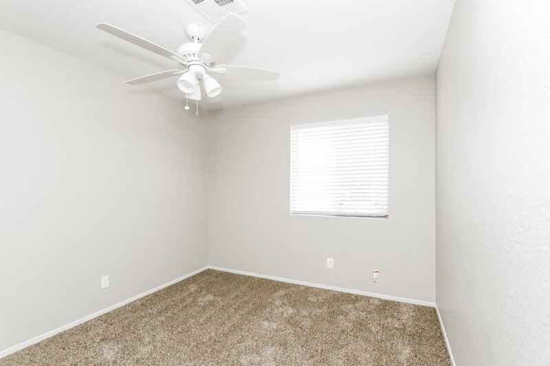 2,080/Mo, 333 Quince Court Henderson, NV 89002 Bedroom View 3