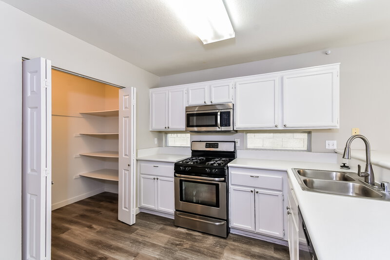 2,075/Mo, 7921 Celebreeze Ct Las Vegas, NV 89145 Kitchen View