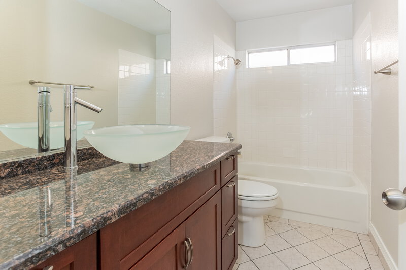 2,980/Mo, 1205 Spring Breeze Circle North Las Vegas, NV 89031 Bathroom View
