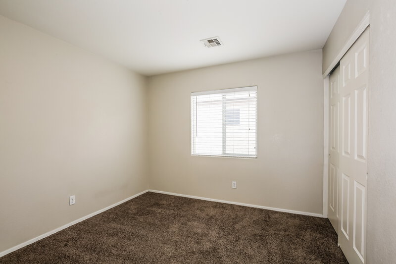 2,990/Mo, 6140 Withrow Downs St North Las Vegas, NV 89081 Bedroom View