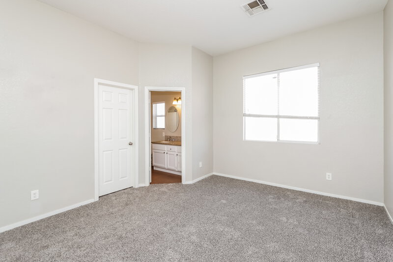 2,055/Mo, 2102 Annbriar Ave North Las Vegas, NV 89031 Main Bedroom View