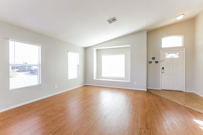 1,980/Mo, 3416 Helmsley Ave North Las Vegas, NV 89031 Living Room View