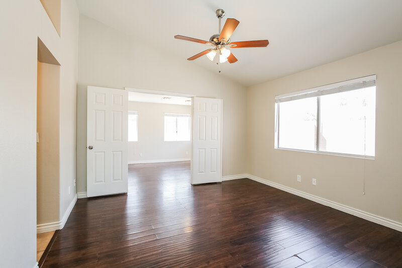 2,135/Mo, 4565 Savin Cir Las Vegas, NV 89130 Main Bedroom View