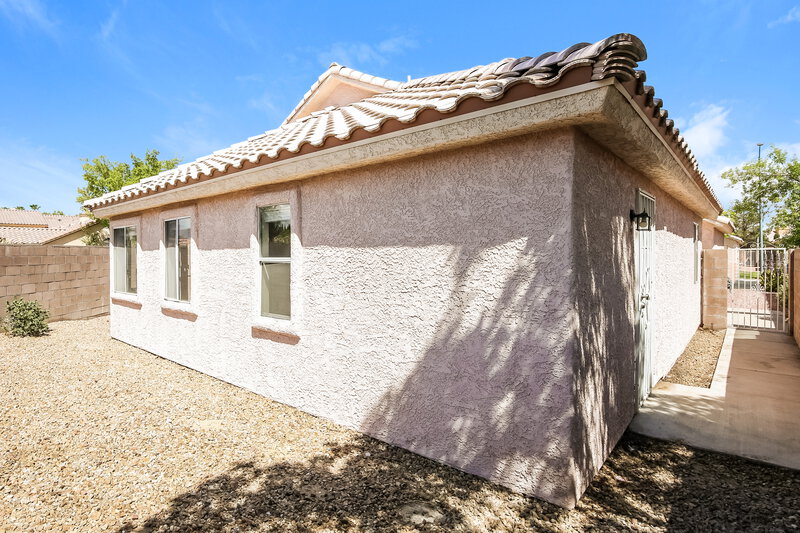 2,135/Mo, 4565 Savin Cir Las Vegas, NV 89130 Rear View 2