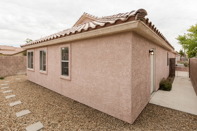 3,150/Mo, 4565 Savin Cir Las Vegas, NV 89130 rearview View 2