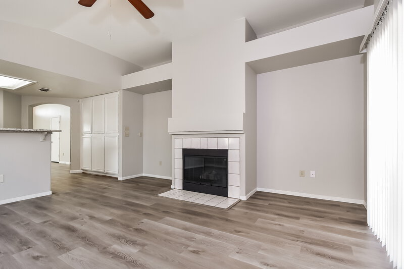 2,920/Mo, 5244 Del Lago Dr Las Vegas, NV 89130 Living Room View