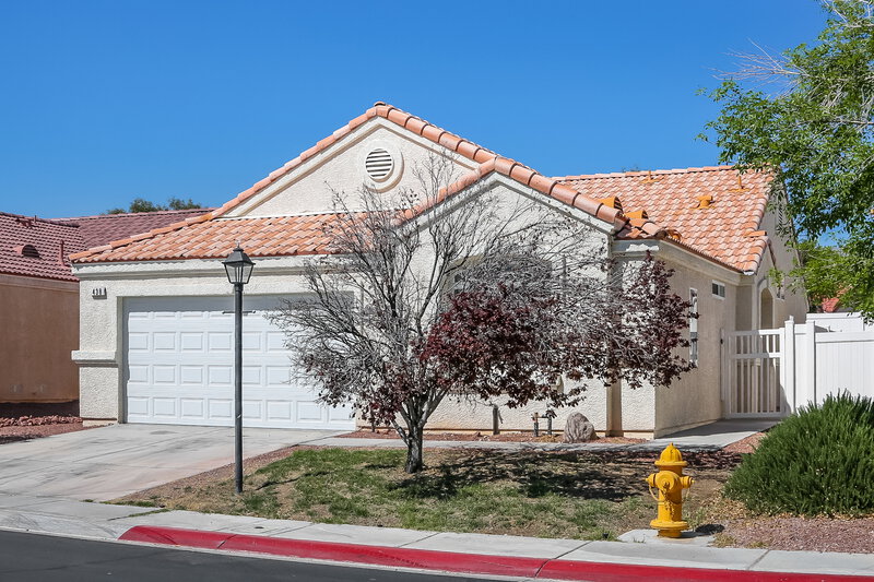 1,925/Mo, 438 River Glider Avenue North Las Vegas, NV 89084 Front View