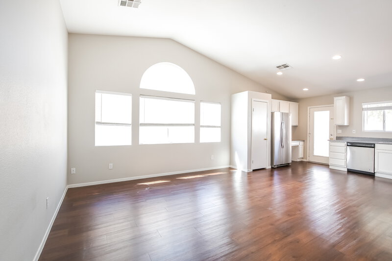 1,925/Mo, 438 River Glider Avenue North Las Vegas, NV 89084 Living Room View 2