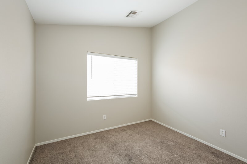 2,070/Mo, 438 River Glider Avenue North Las Vegas, NV 89084 Bedroom View