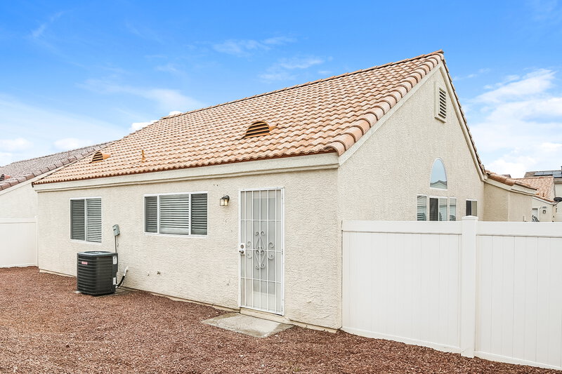 2,070/Mo, 438 River Glider Avenue North Las Vegas, NV 89084 Rear View
