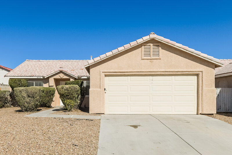 1,975/Mo, 4030 Red Coach Ave North Las Vegas, NV 89031 External View
