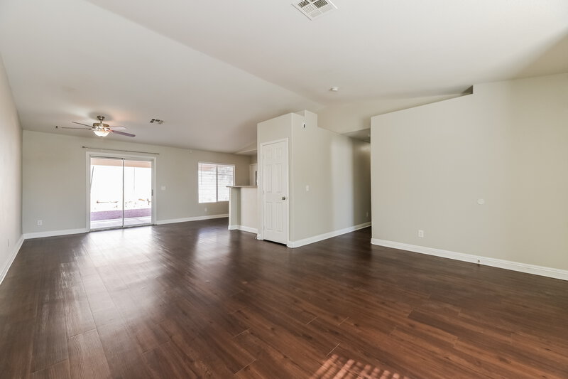 1,975/Mo, 4030 Red Coach Ave North Las Vegas, NV 89031 Living Room View