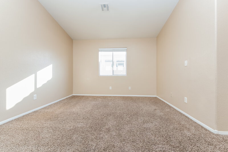 1,865/Mo, 3012 Sunrise Bay Avenue North Las Vegas, NV 89031 Loft View