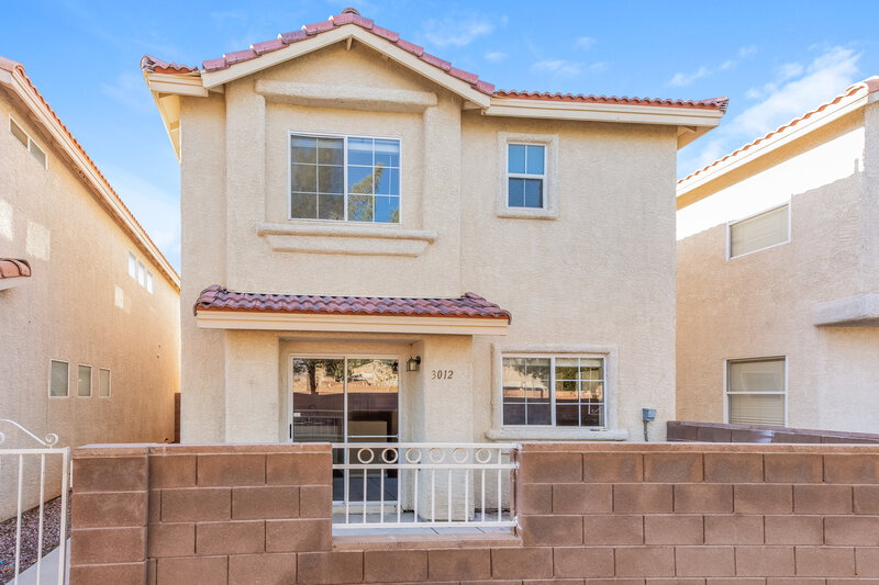 1,865/Mo, 3012 Sunrise Bay Avenue North Las Vegas, NV 89031 Rear View