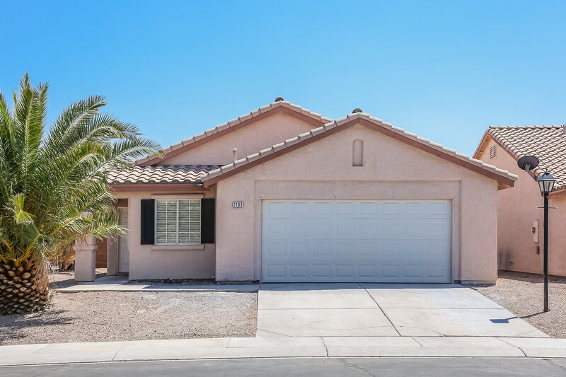 2,030/Mo, 2103 Point Morada Ave North Las Vegas, NV 89031 External View