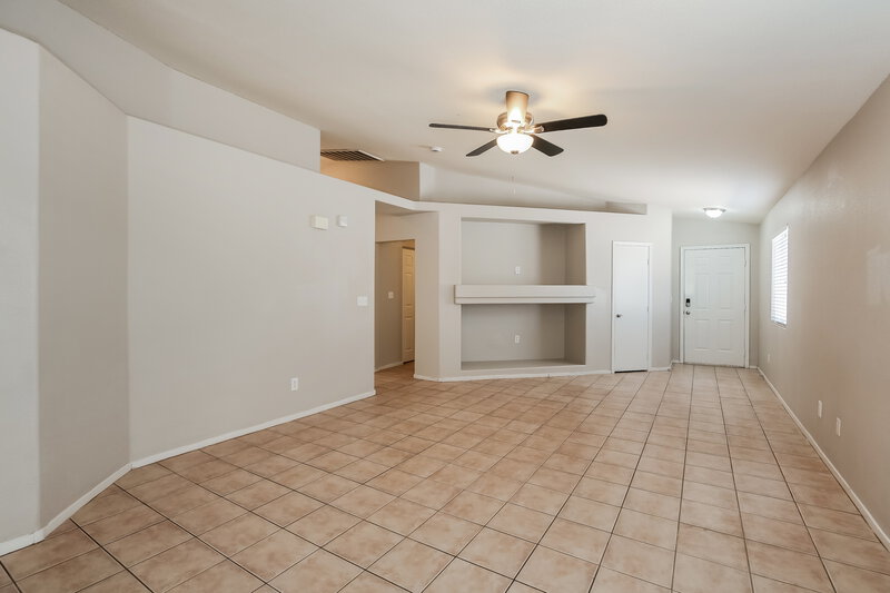 2,030/Mo, 2103 Point Morada Ave North Las Vegas, NV 89031 Living Room View 2