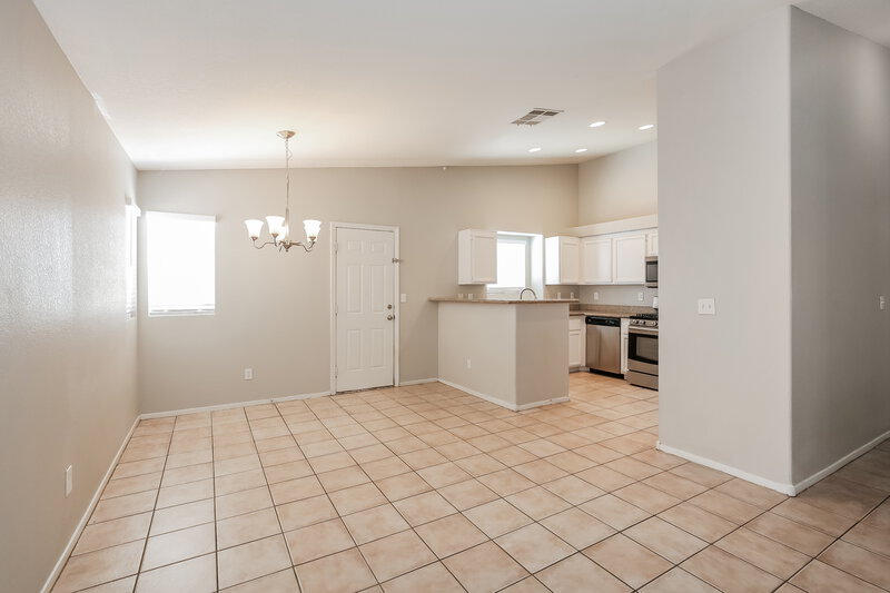 2,030/Mo, 2103 Point Morada Ave North Las Vegas, NV 89031 Dining Room View