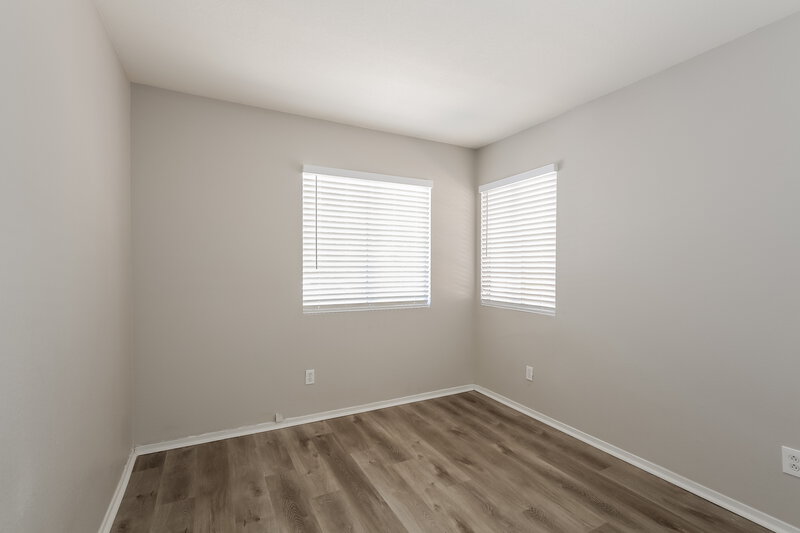 2,030/Mo, 2103 Point Morada Ave North Las Vegas, NV 89031 Bedroom View