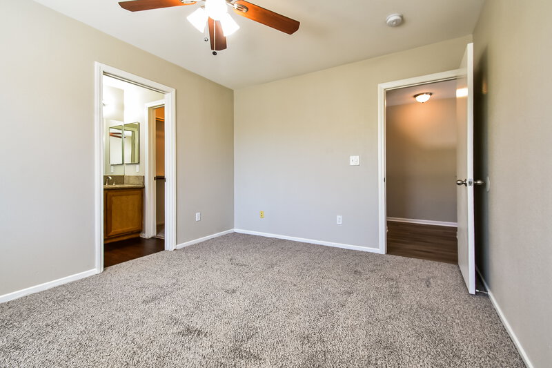 2,150/Mo, 4933 Royal Lake Ave Las Vegas, NV 89131 Main Bedroom View 2