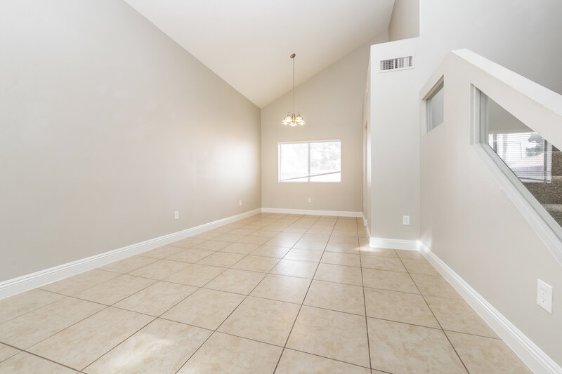 1,885/Mo, 4501 Bradpoint Dr Las Vegas, NV 89130 Living Room View