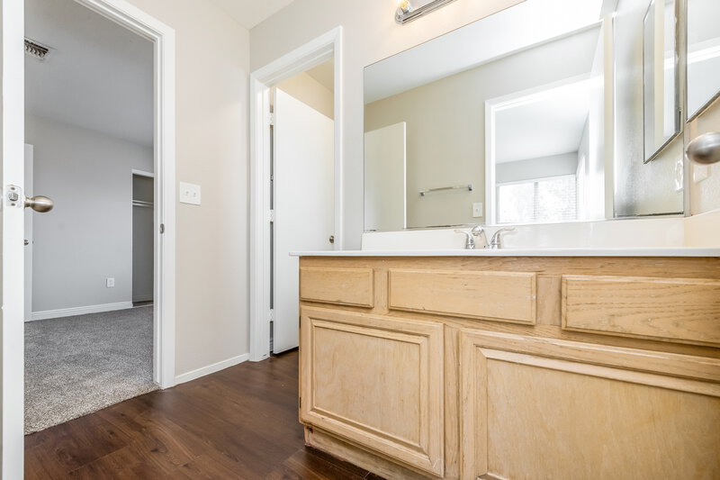 1,885/Mo, 4501 Bradpoint Dr Las Vegas, NV 89130 Bathroom View
