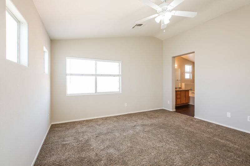 2,355/Mo, 3752 Hollycroft Dr North Las Vegas, NV 89081 Main Bedroom View