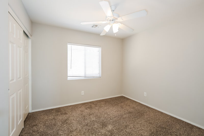 2,355/Mo, 3752 Hollycroft Dr North Las Vegas, NV 89081 Bedroom View