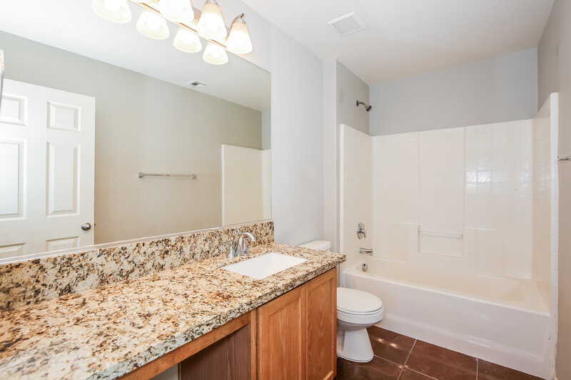 2,355/Mo, 3752 Hollycroft Dr North Las Vegas, NV 89081 Bathroom View