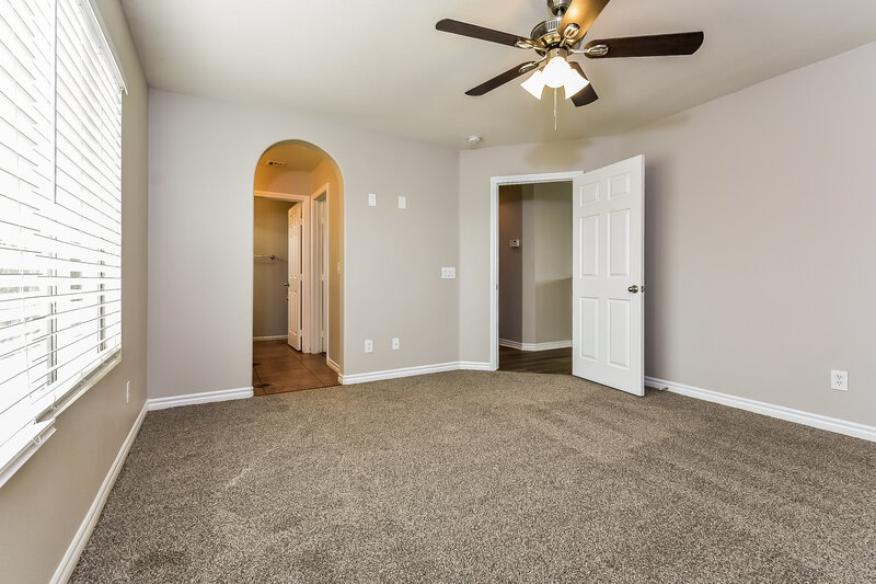 2,370/Mo, 5305 Santa Fe Heights St. North Las Vegas, NV 89081 Main Bedroom View 2