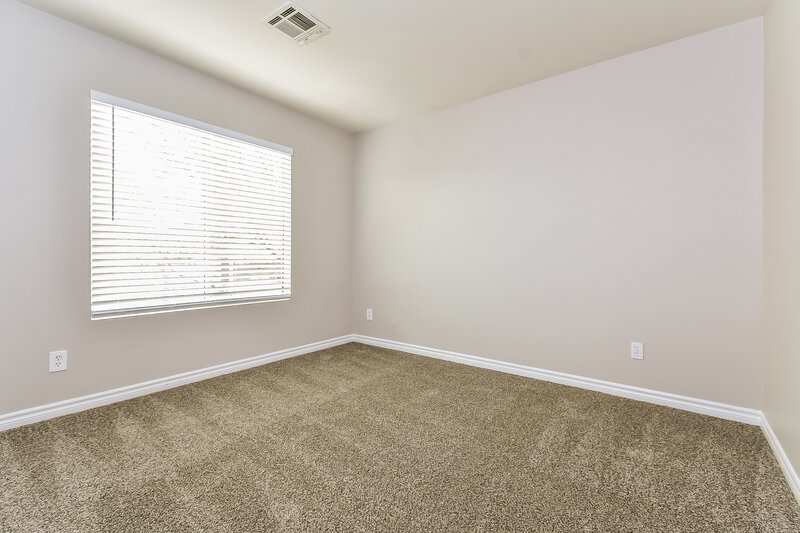 2,370/Mo, 5305 Santa Fe Heights St. North Las Vegas, NV 89081 Bedroom View 3