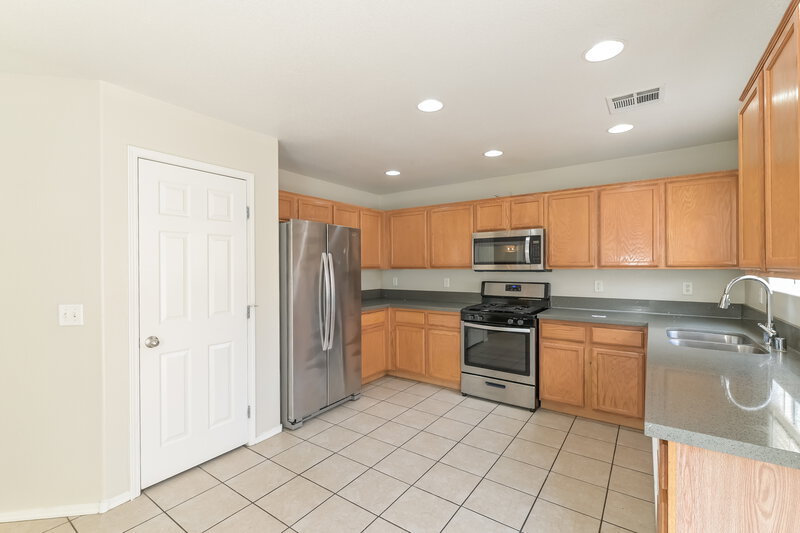 1,965/Mo, 6015 Ambleshire Ave Las Vegas, NV 89139 Misc View 4